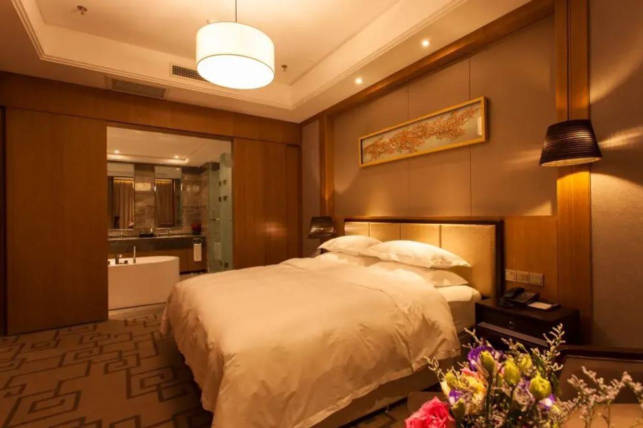 Weihai Guihe Siji Hotel Екстериор снимка