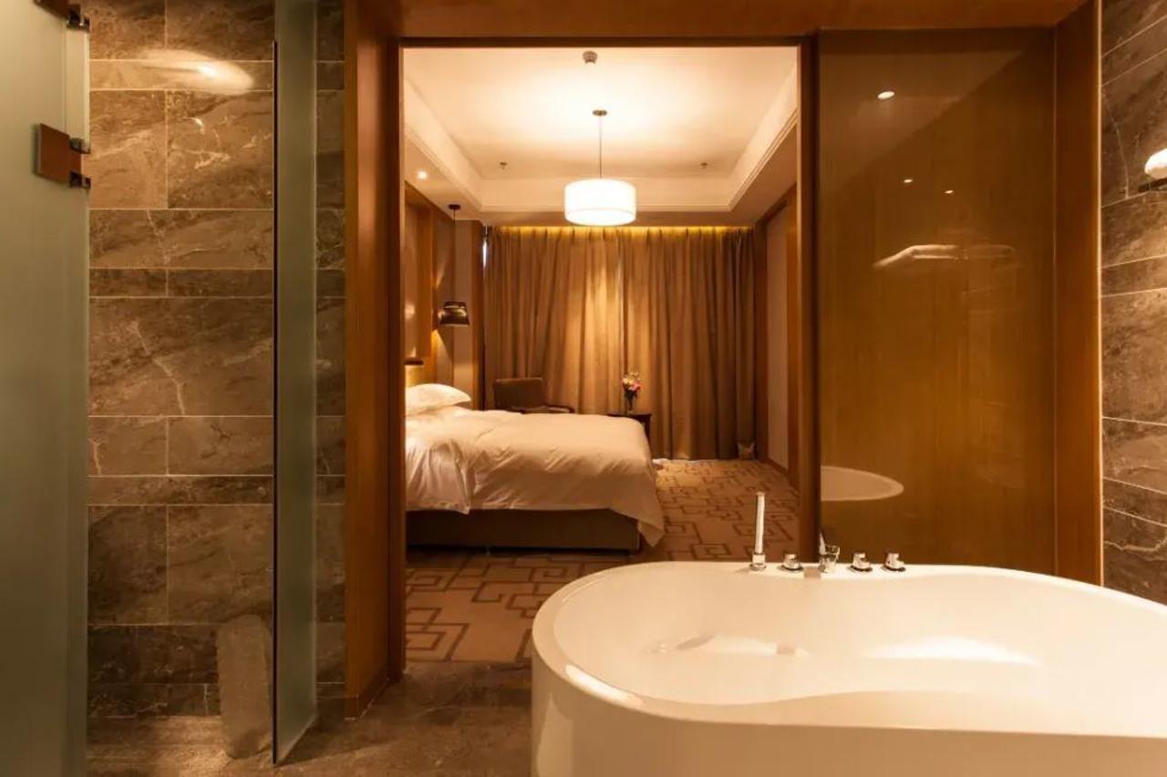 Weihai Guihe Siji Hotel Екстериор снимка